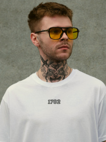 Футболка Without модель 8049252 Фото