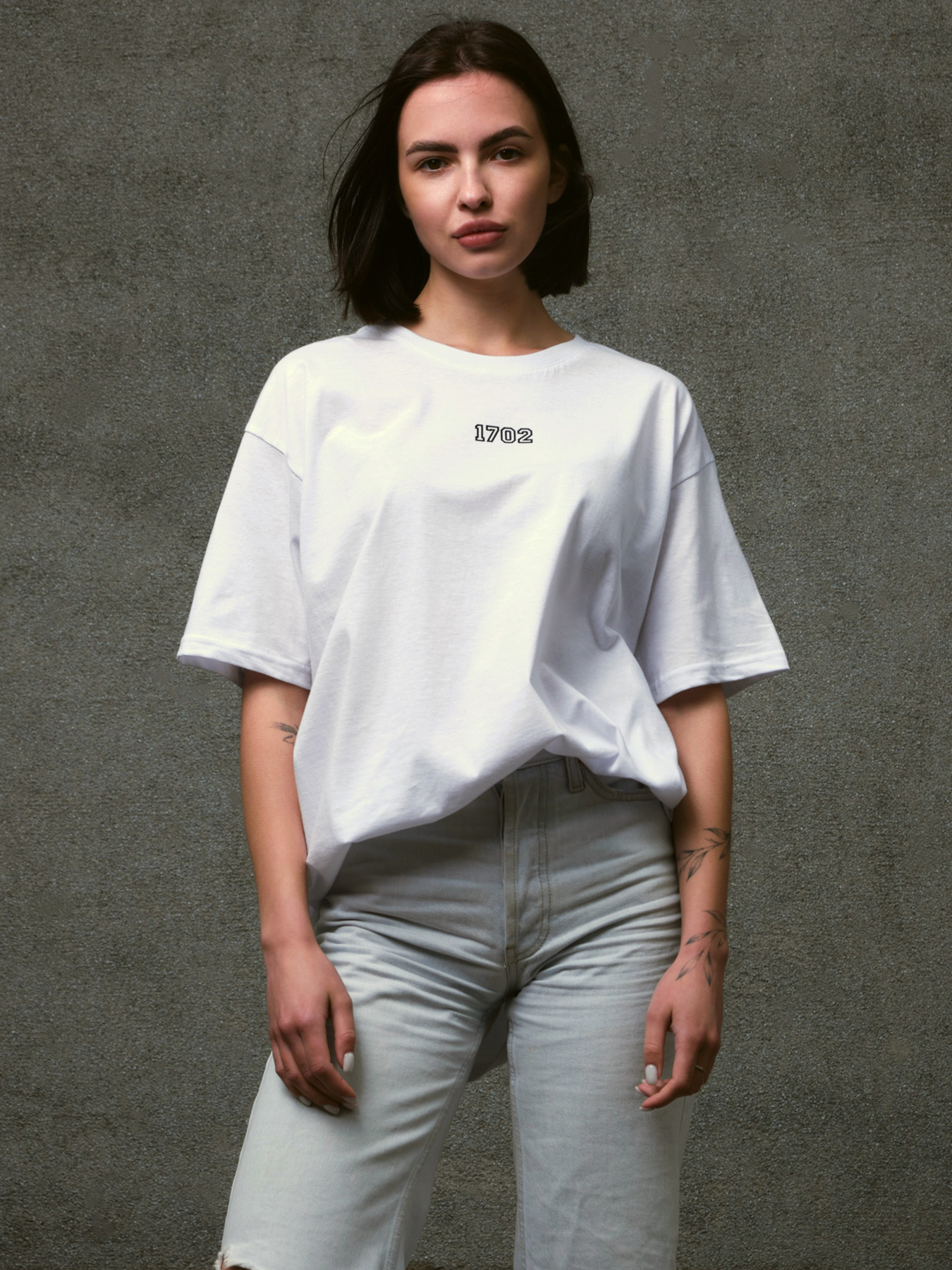 Футболка Without модель 8049253 Футболка Without модель 8049253 Фото