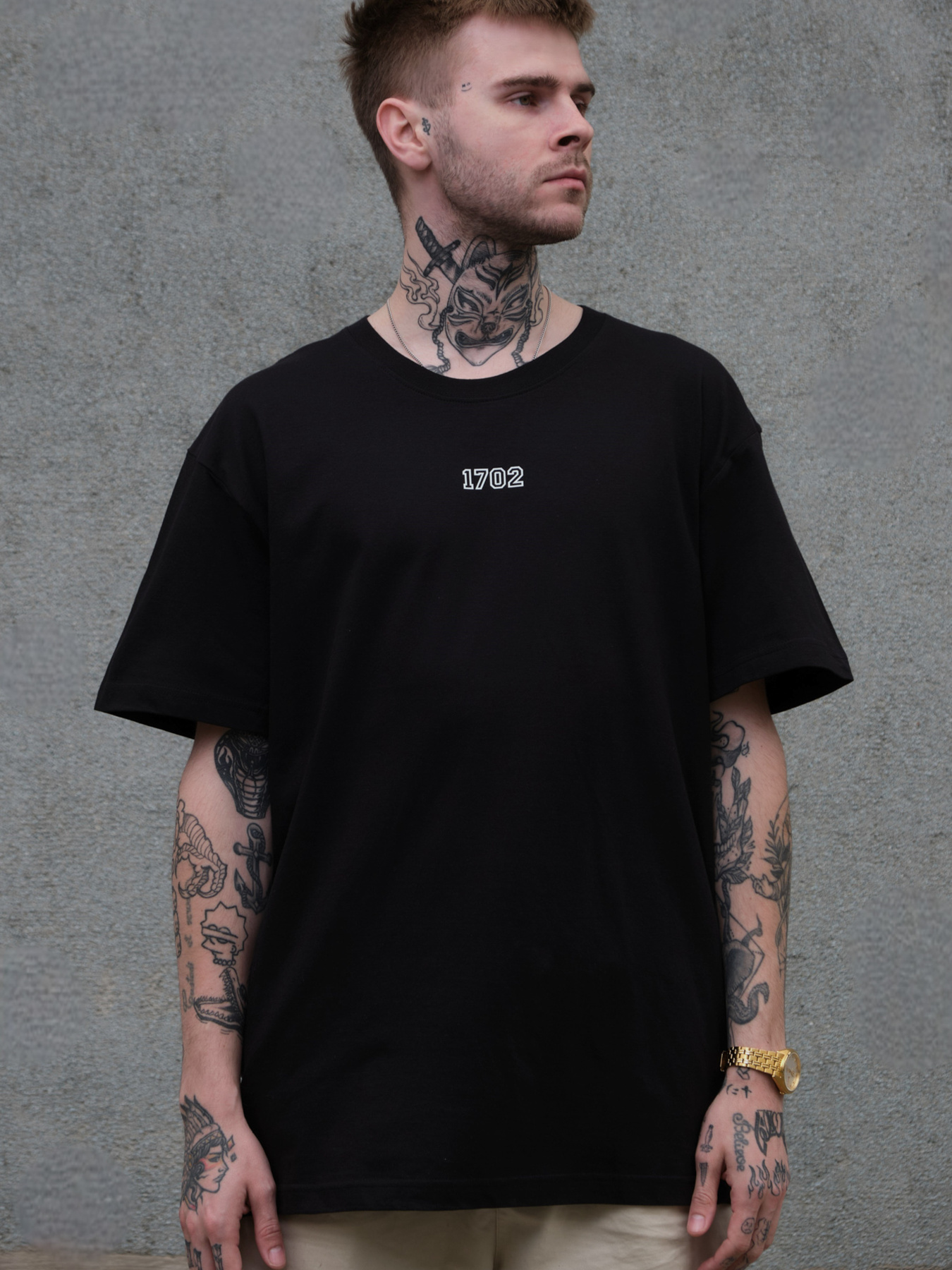 Футболка Without модель 8049282 Футболка Without модель 8049282 Фото