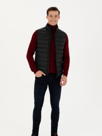 Жилет з утеплювачем US Polo модель G081GL010.000.1631483.VR046 Фото