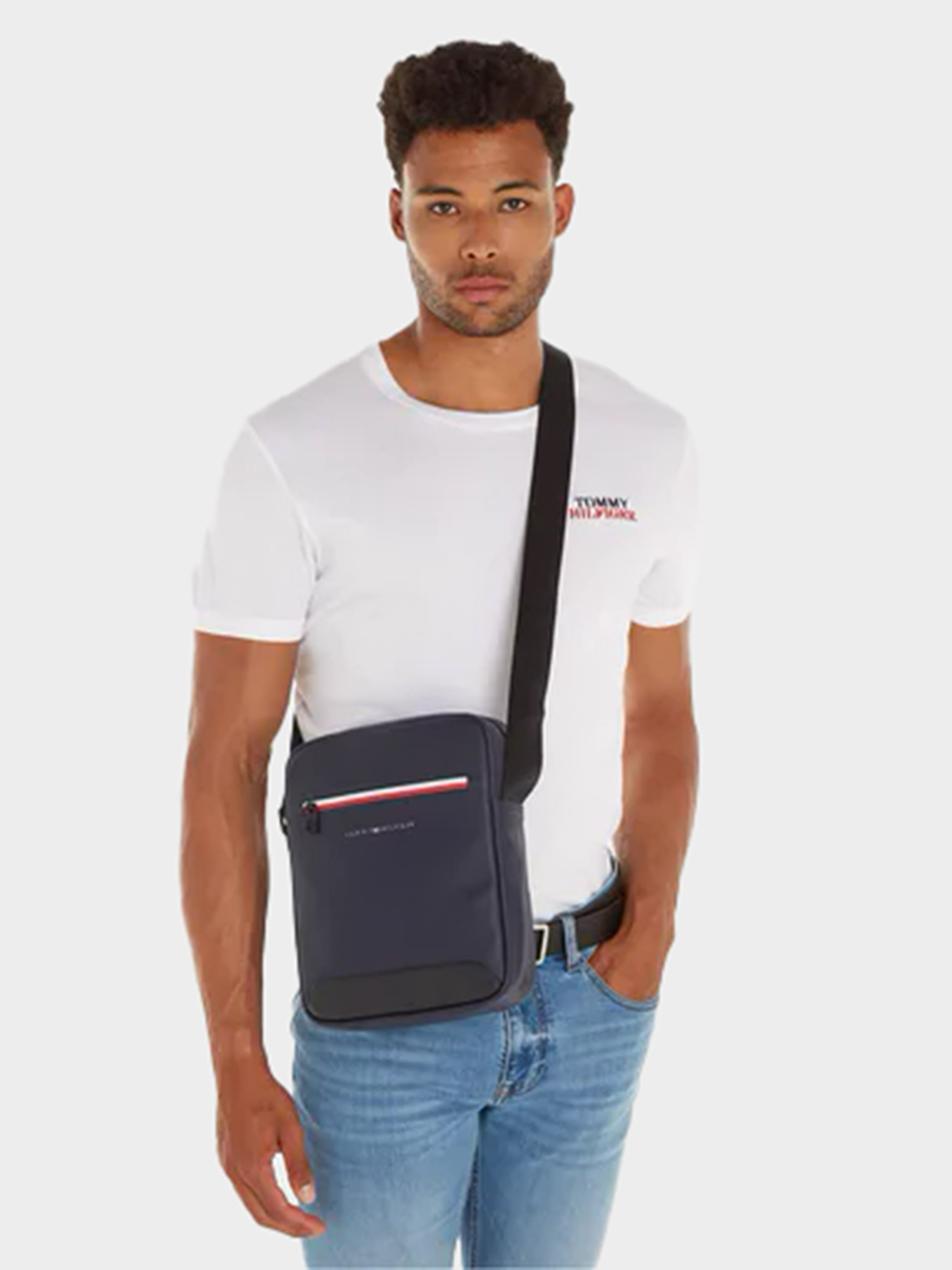 Сумки Tommy Hilfiger модель AM0AM12199-DW6 Фото