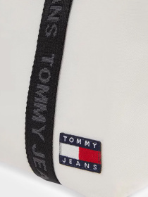 Сумки Tommy Hilfiger модель AW0AW15817-YBH Фото