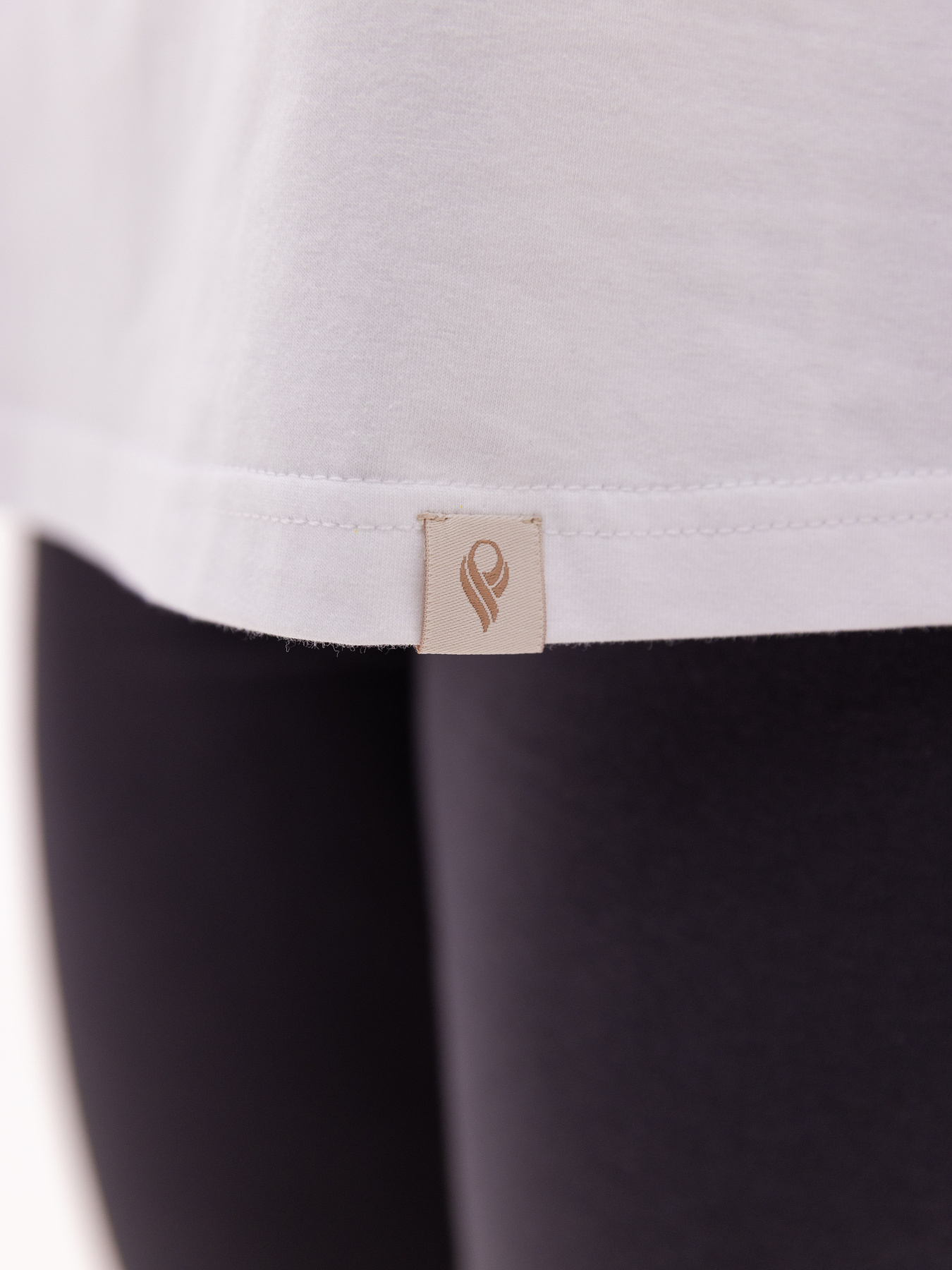 Футболка Роза модель 231105_white Фото