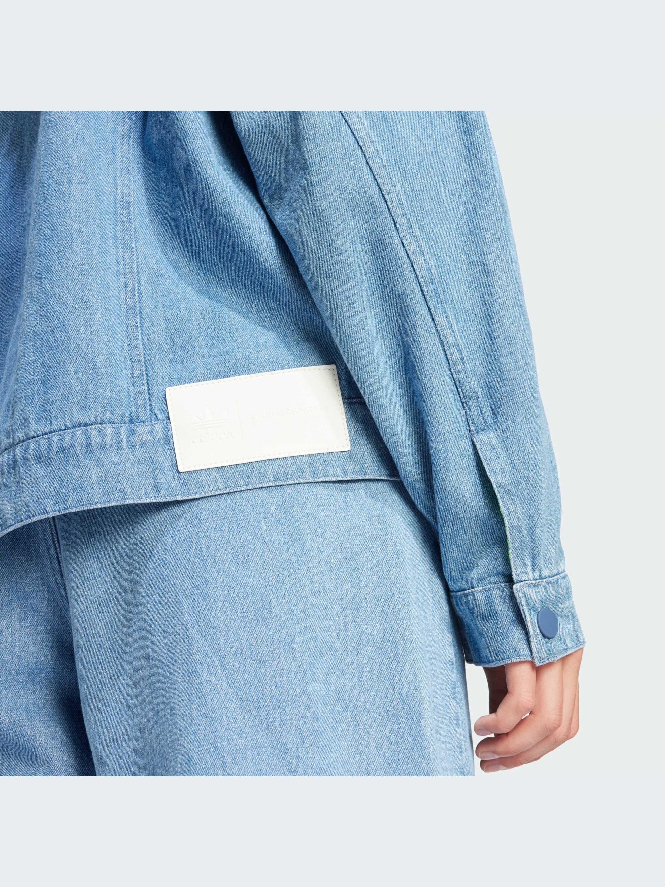 Джинсовая куртка Adidas x KSENIASCHNAIDER модель IS1742 Фото