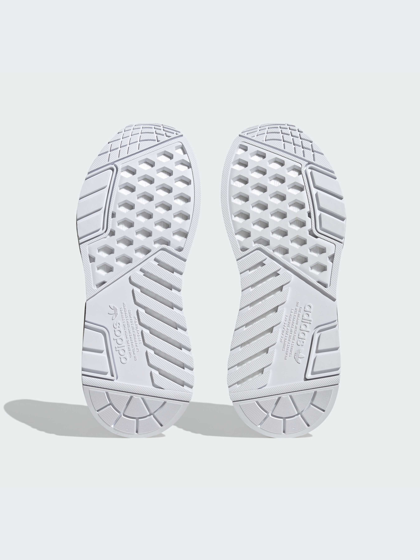 Кросівки Adidas NMD модель IG0480 Фото