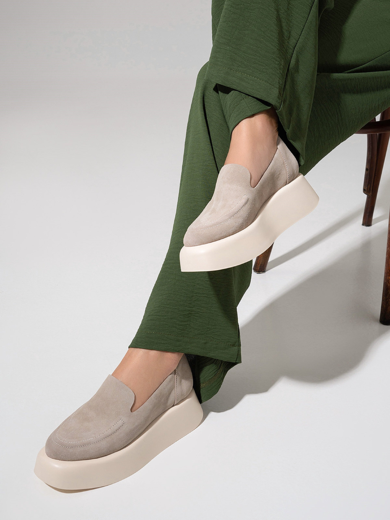 Лоферы ISSA Plus модель OB2-468_бежевый Фото