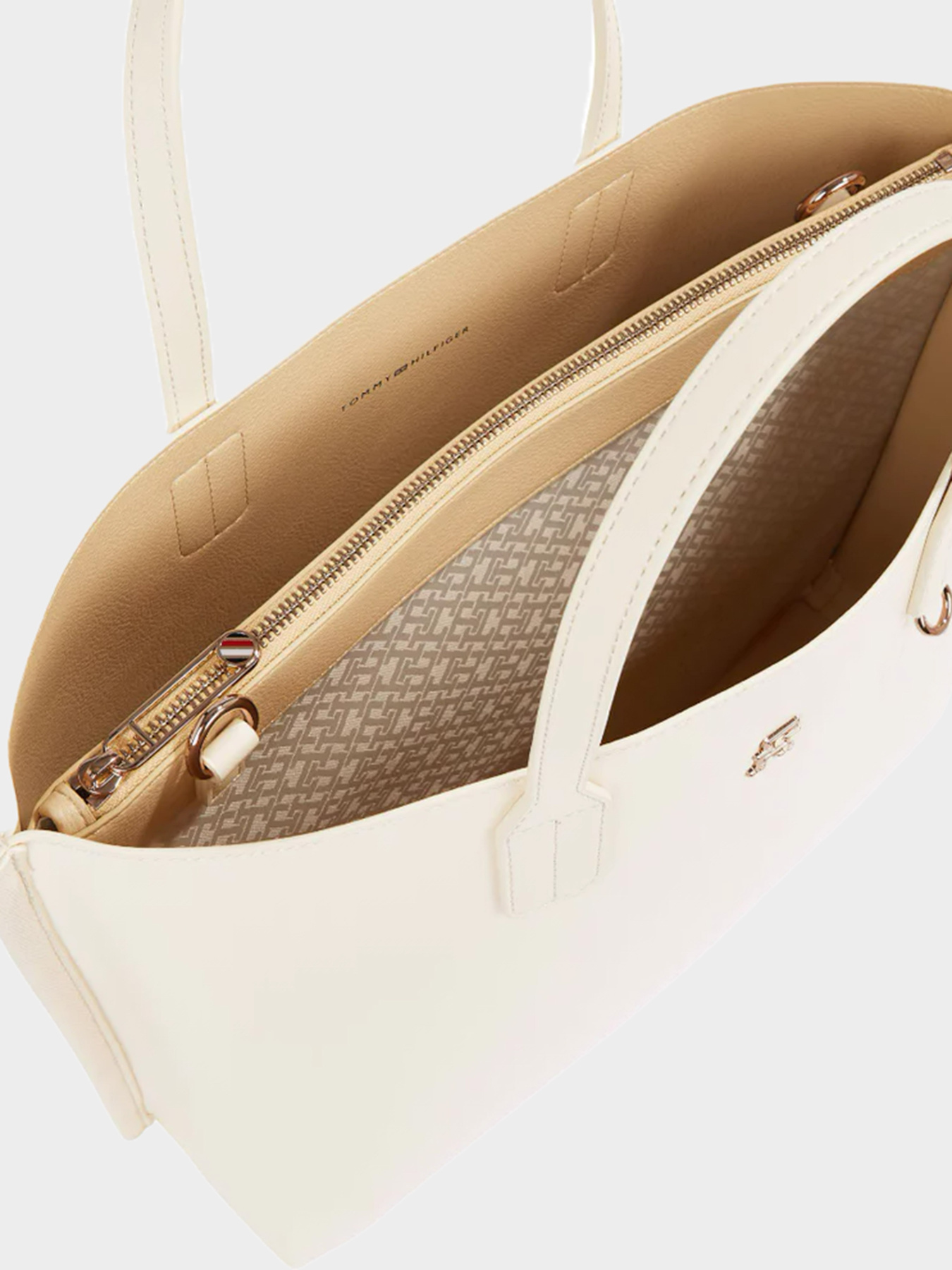 Сумки Tommy Hilfiger модель AW0AW15692-AEF Фото