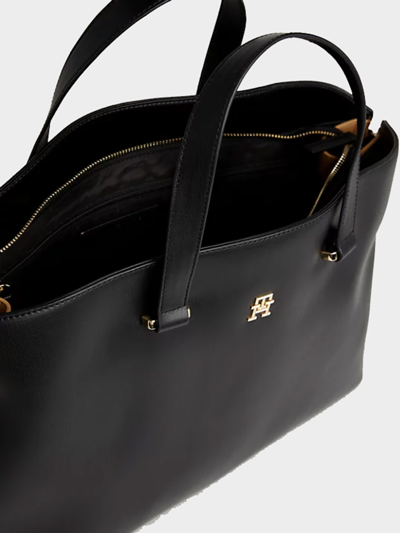 Сумки Tommy Hilfiger модель AW0AW15967-BDS Фото