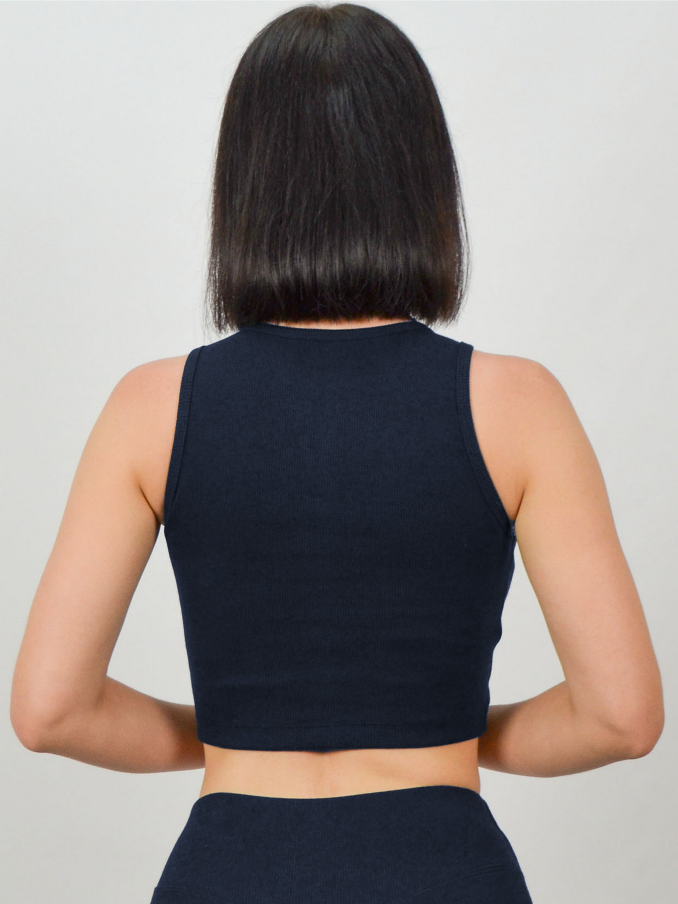 Топ Leinle модель 1298946016 Фото