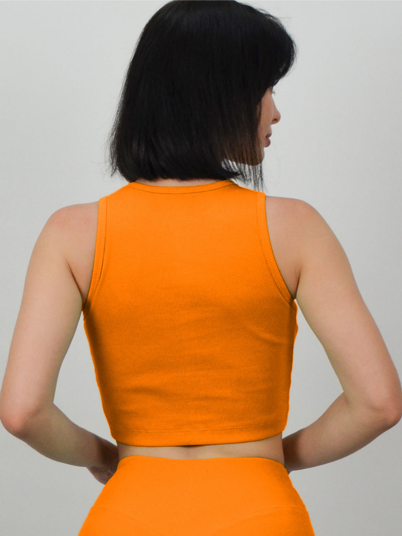 Топ Leinle модель 1299446020 Топ Leinle модель 1299446020 Фото