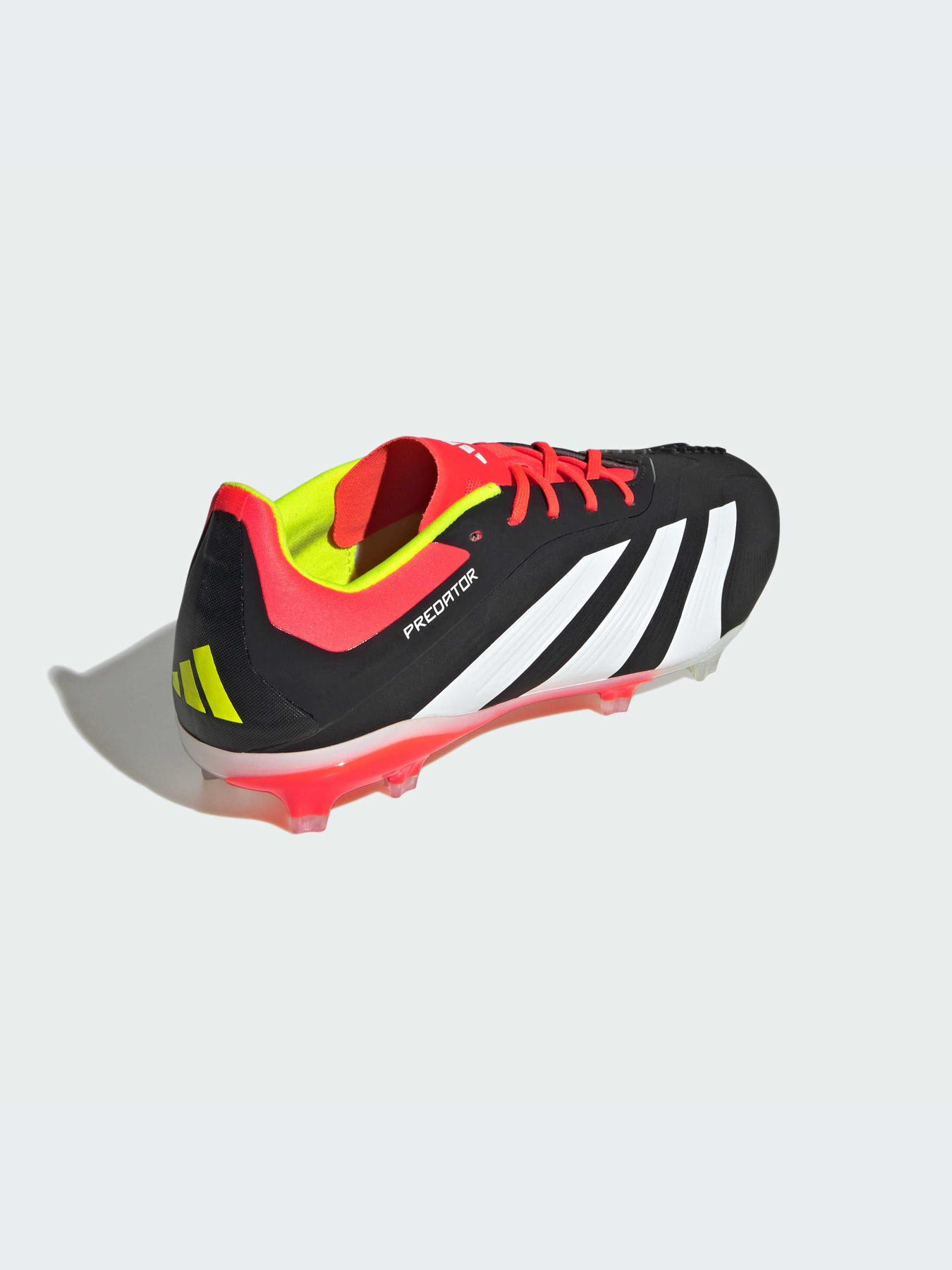 Бутсы Adidas Predator модель IG7746 Фото