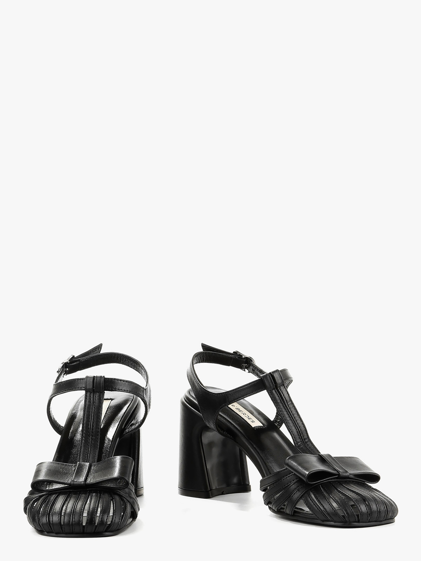 Босоніжки LeBERDES модель 00000017116 Фото