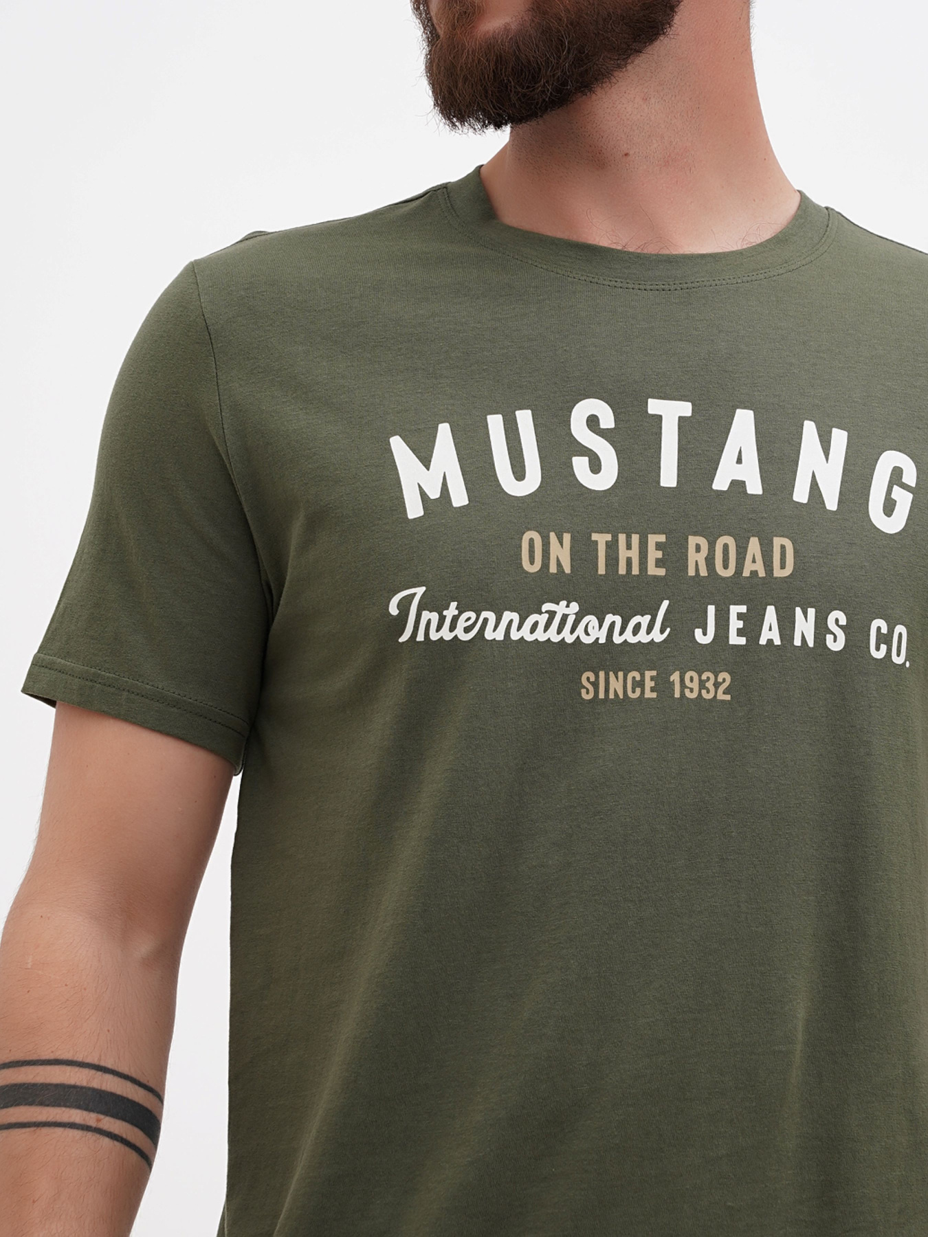 Футболка Mustang Jeans модель 1024103 Фото