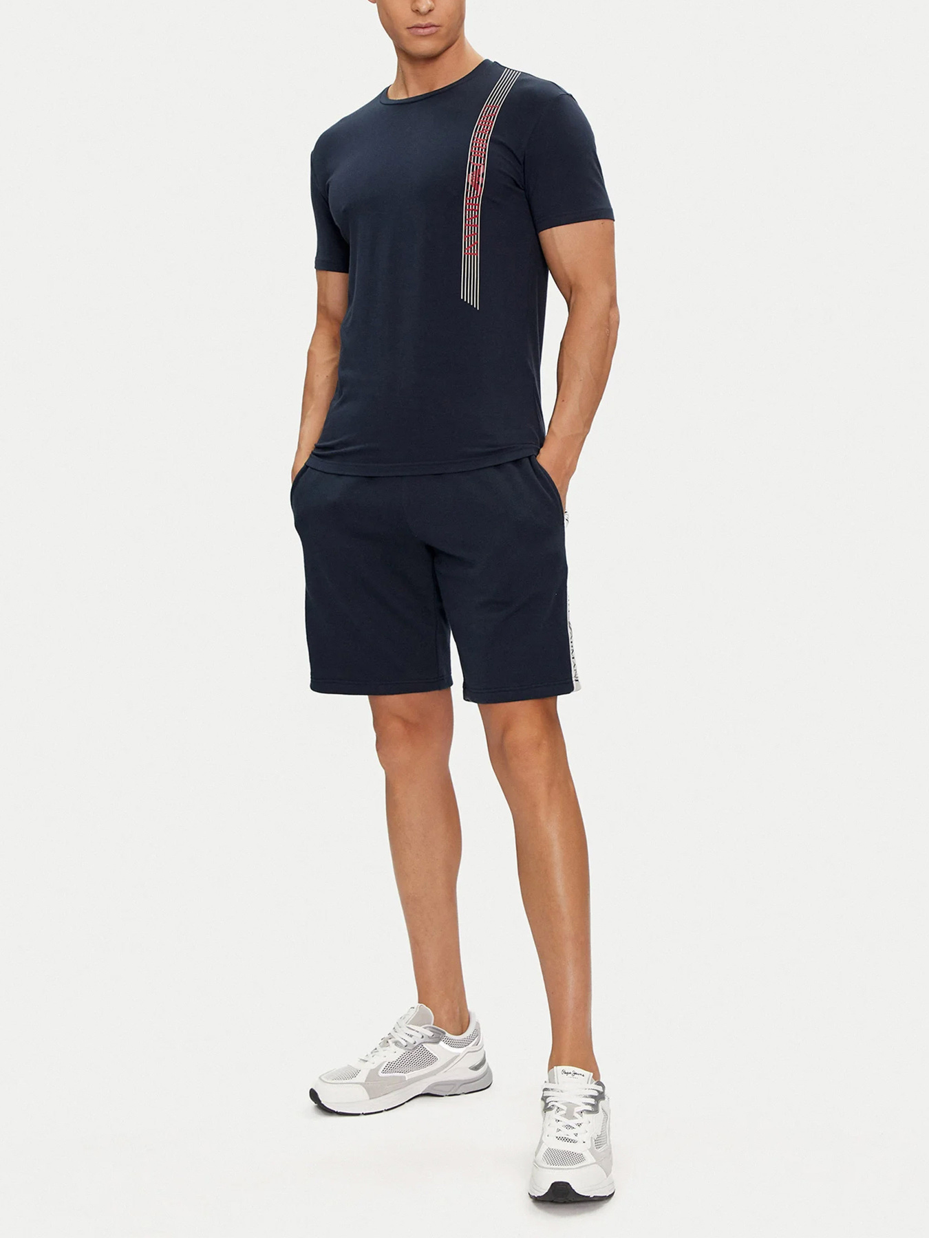 Футболки и поло Emporio Armani модель 111971-4R525-00135 Фото
