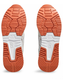 Кроссовки Asics Lyte Classic модель 1202A306-111 Фото