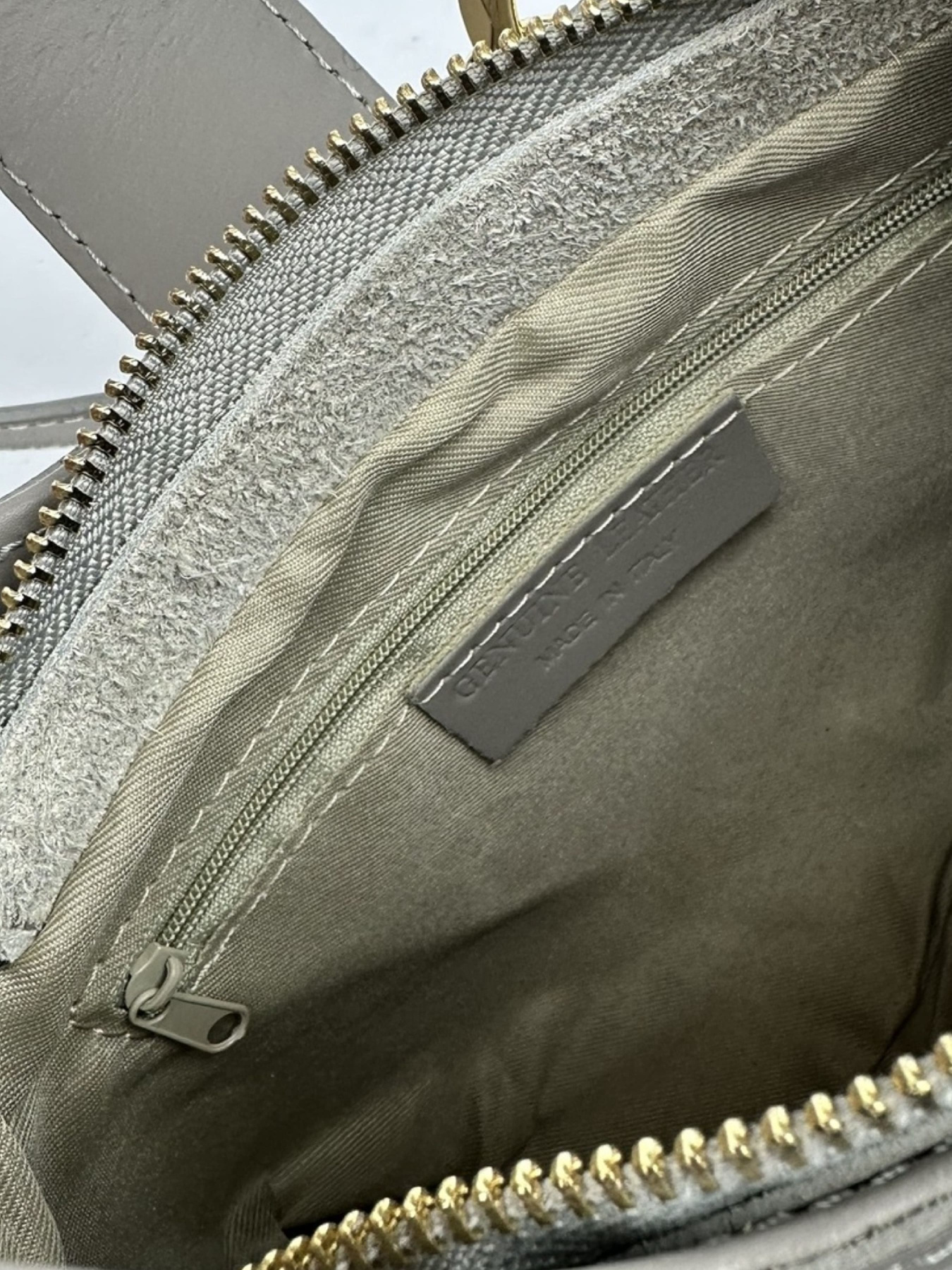 Кросс-боди RoyalBag модель F-IT-9836G Фото