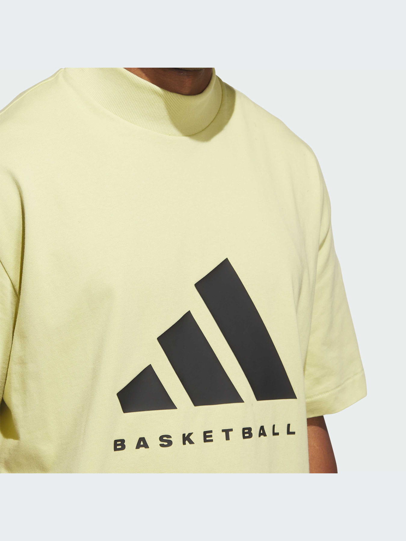 Спортивная футболка Adidas модель IN7567 Фото