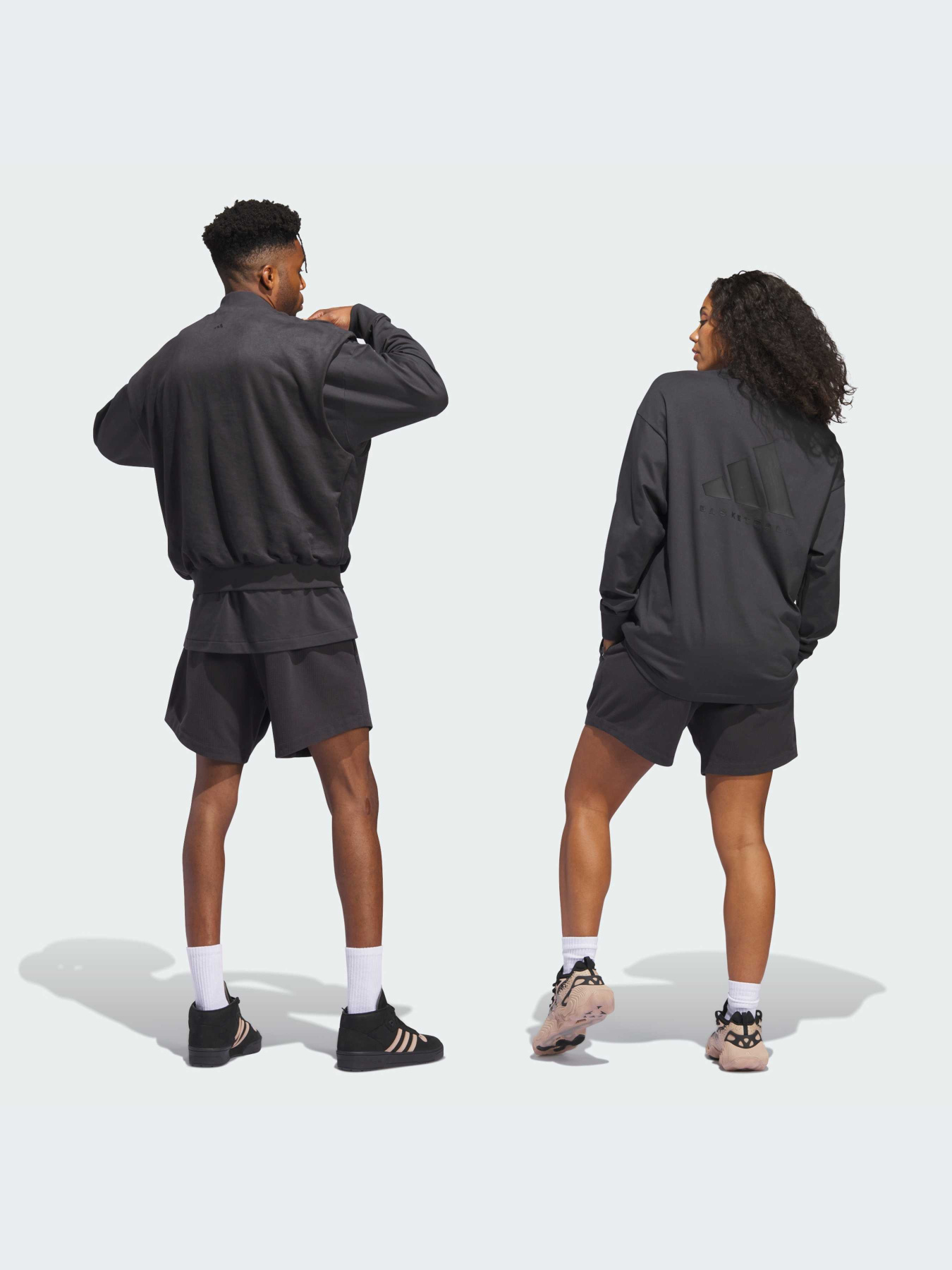 Спортивні шорти Adidas модель IT2472 Спортивні шорти Adidas модель IT2472 Фото