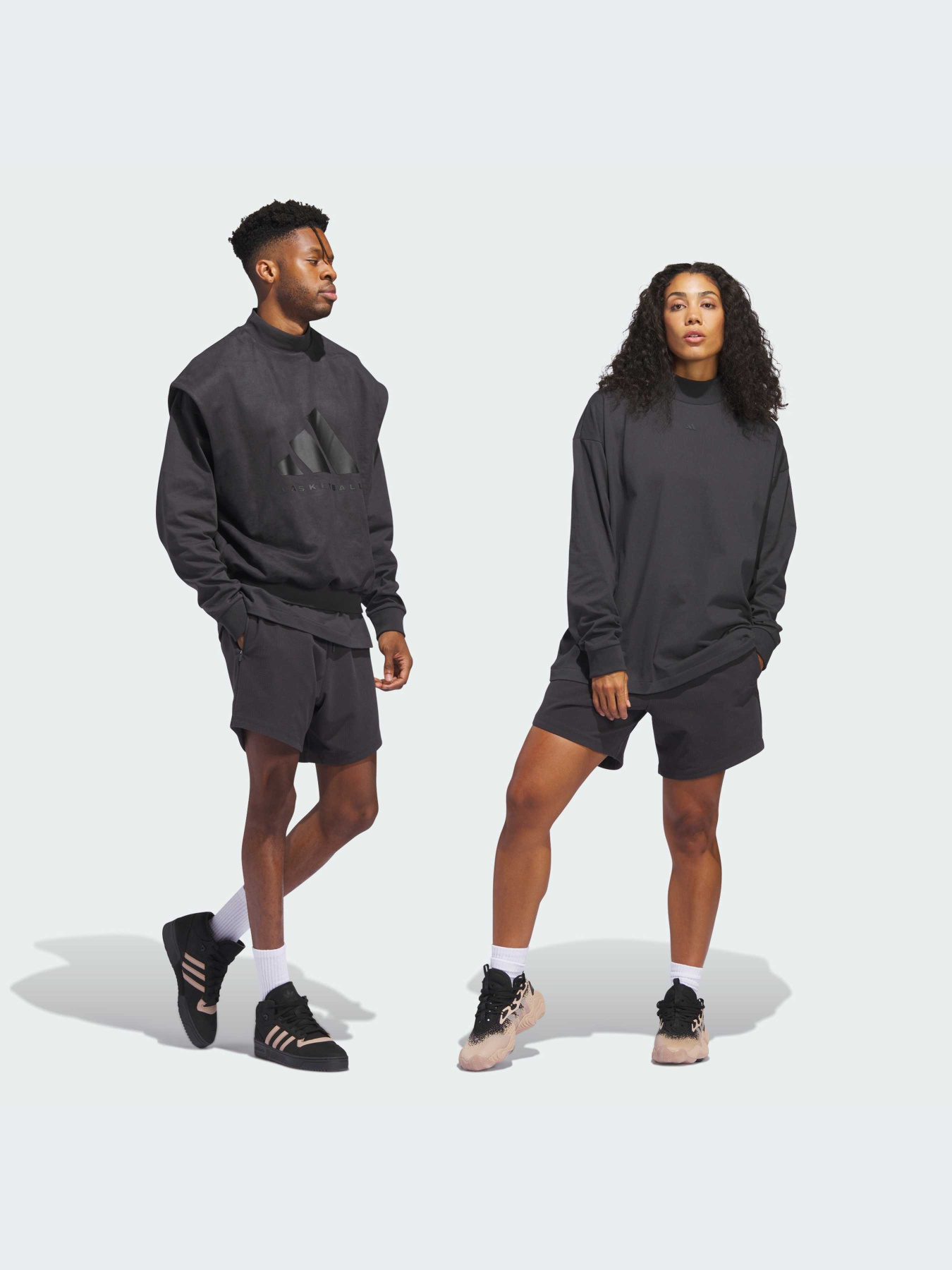 Спортивні шорти Adidas модель IT2472 Спортивні шорти Adidas модель IT2472 Фото