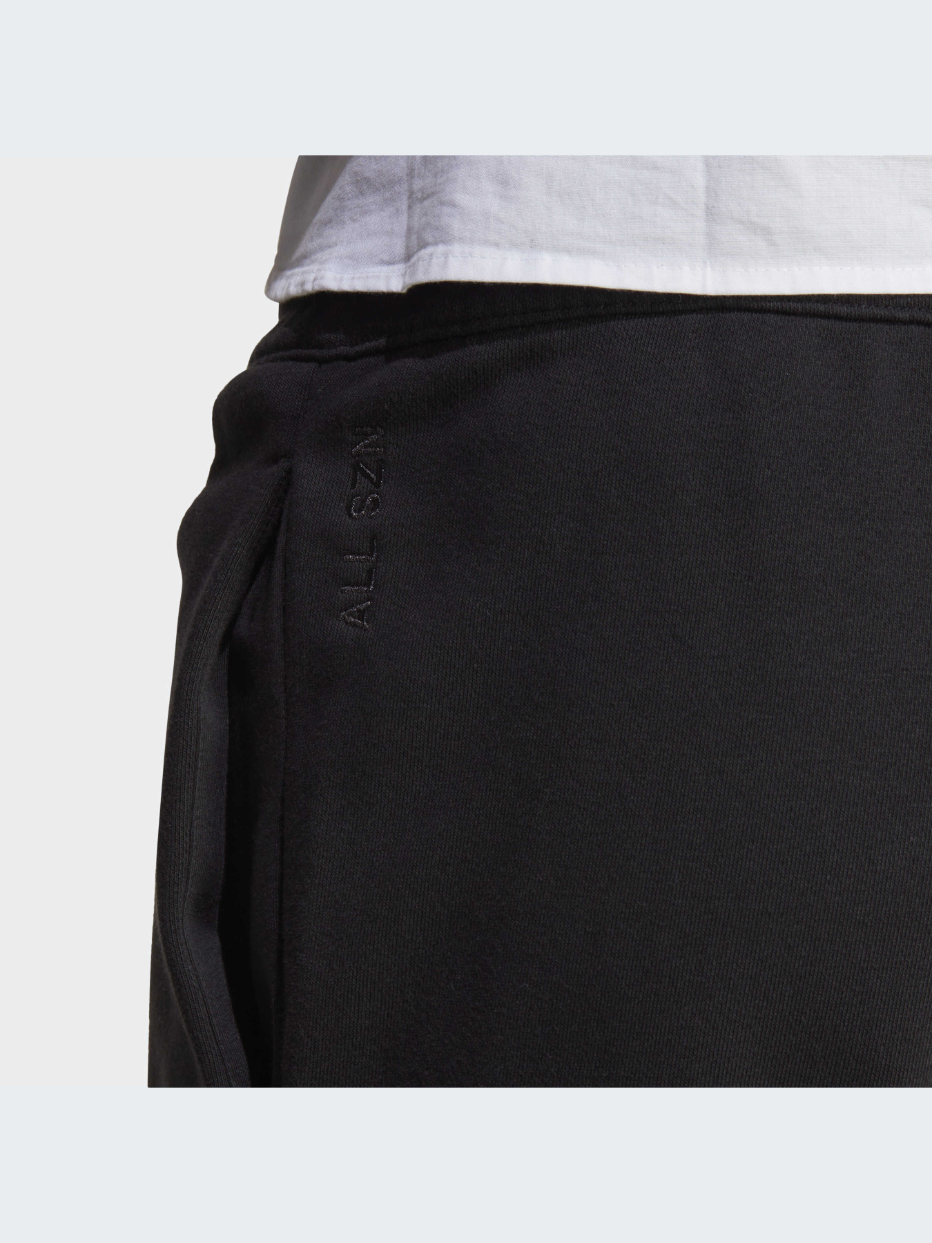 Шорты Adidas модель IC9756 Фото