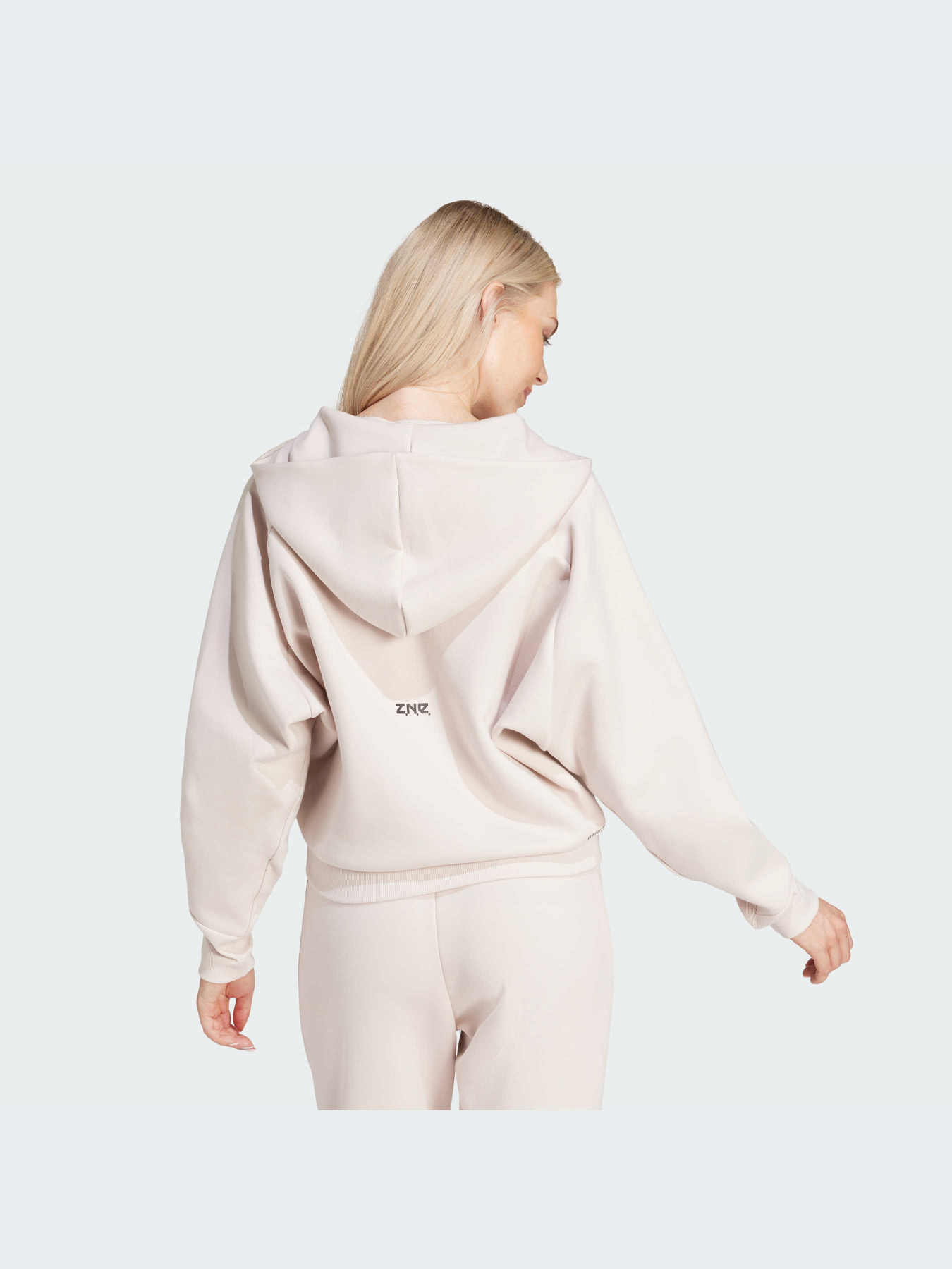 Худи и свитшоты Adidas ZNE модель IS3939-KZ Фото