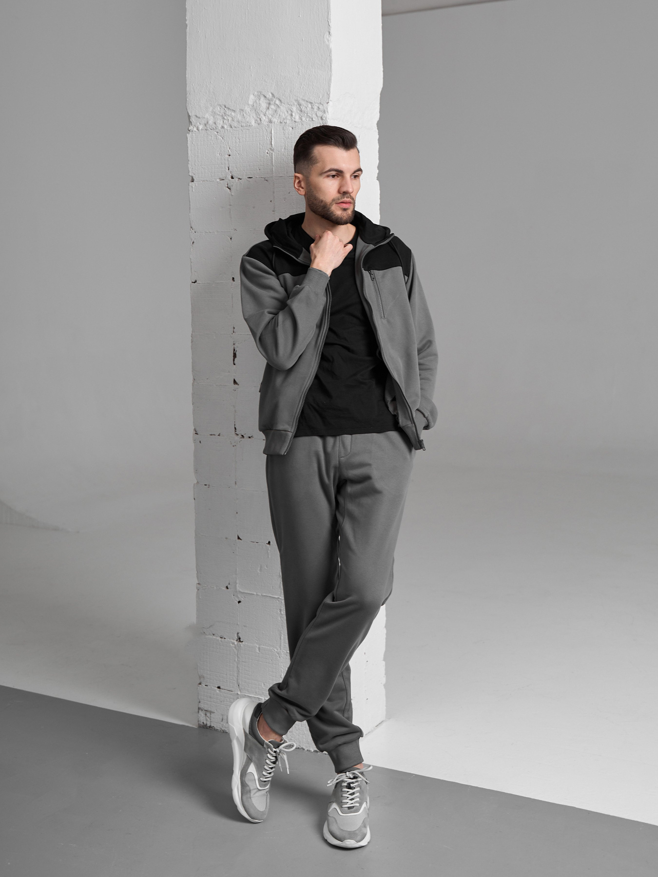 Спортивный костюм HANDY WEAR Club модель 3629-2 Спортивный костюм HANDY WEAR Club модель 3629-2 Фото