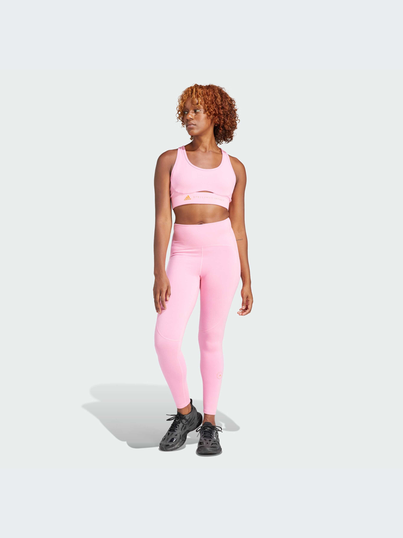 Топ спортивный Adidas by Stella McCartney модель IJ0558 Фото