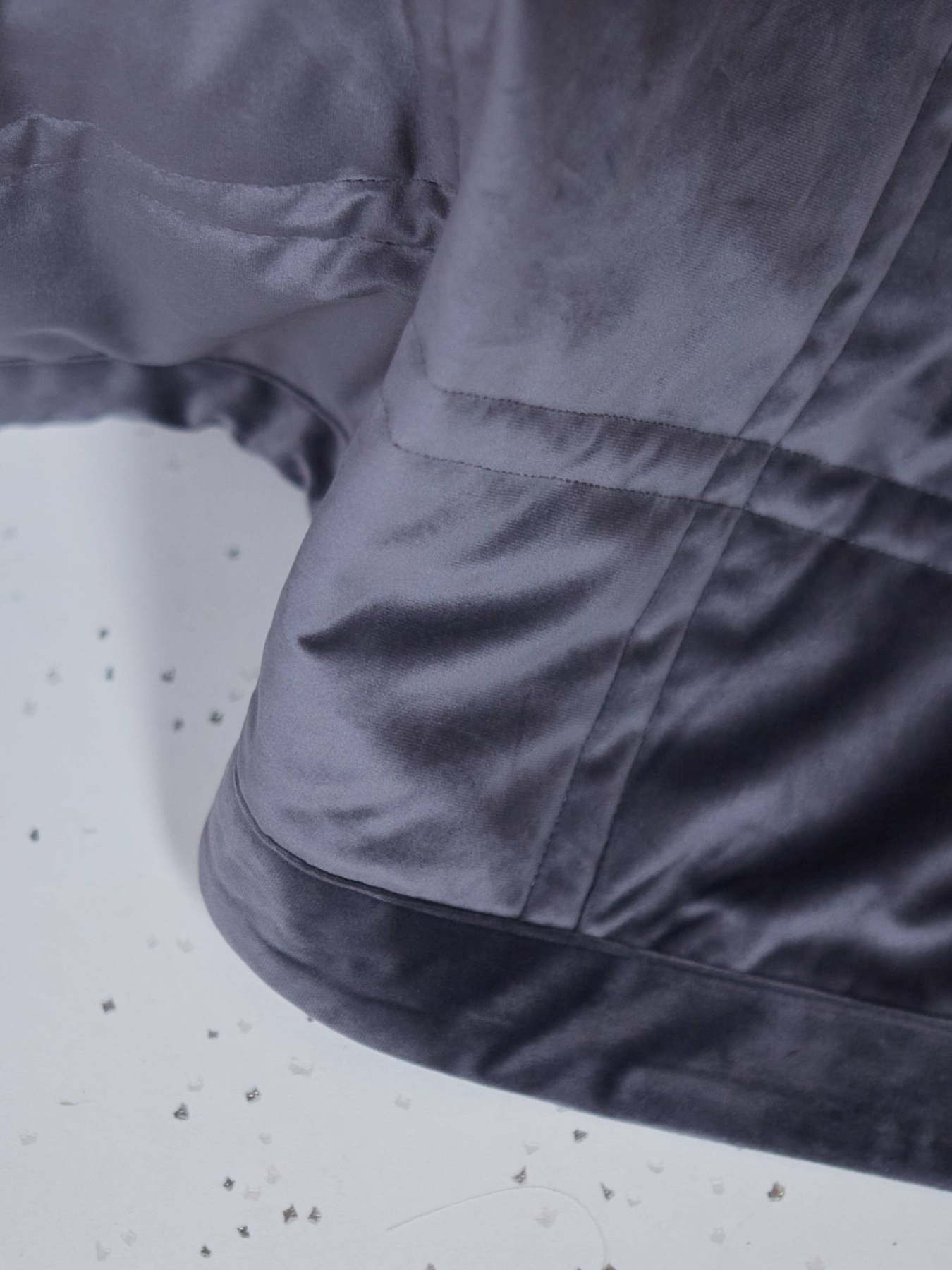 Покривало двостороннє стьобане на ліжко графіт МАЕСТРО Модель 105864 Фото