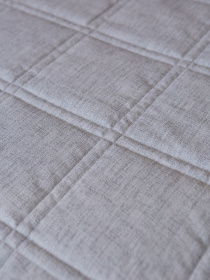 Покривало двостороннє стьобане на ліжко сірий МАЕСТРО Модель 105920 Фото