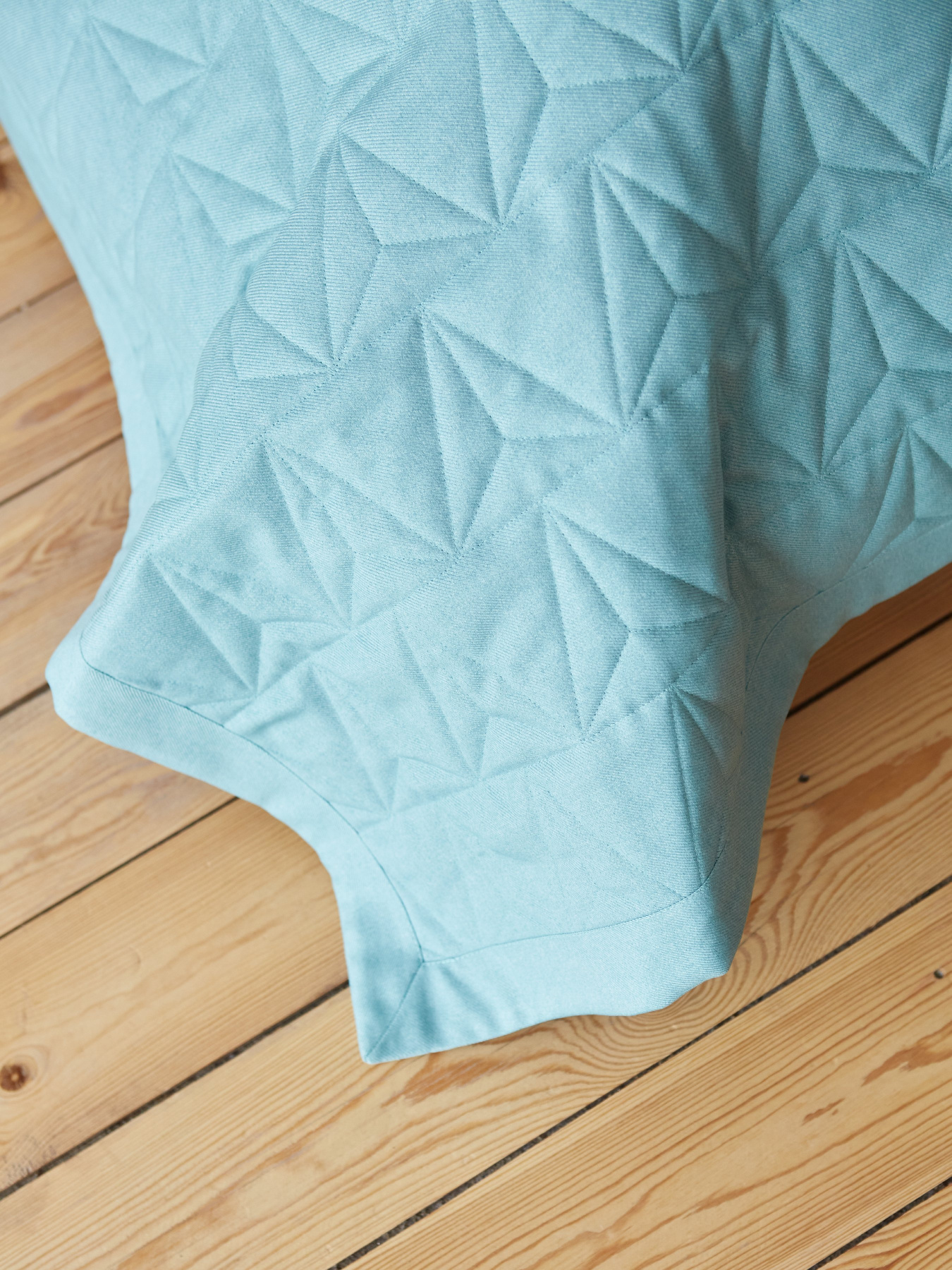 Покривало двостороннє стьобане на ліжко мятний МАЕСТРО модель 102349 Фото