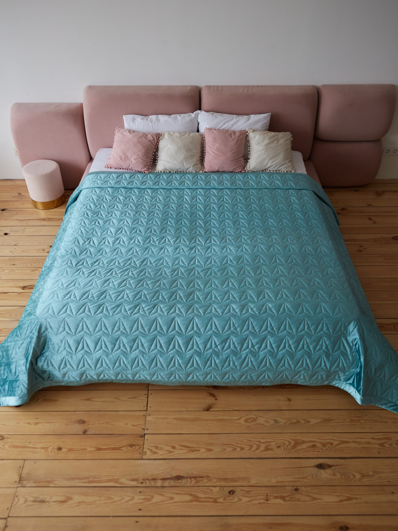 Покривало двостороннє стьобане на ліжко мятний МАЕСТРО Модель 102351 Фото