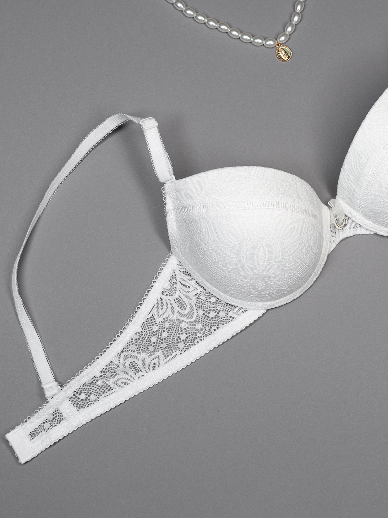 Бюстгальтер ISSA Plus модель BL3-90_белый Фото