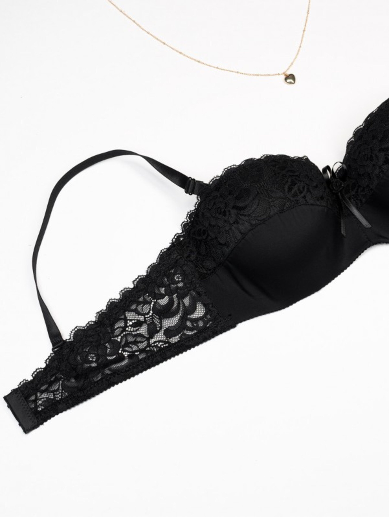 Бюстгальтер ISSA Plus модель BL3-107_черный Фото