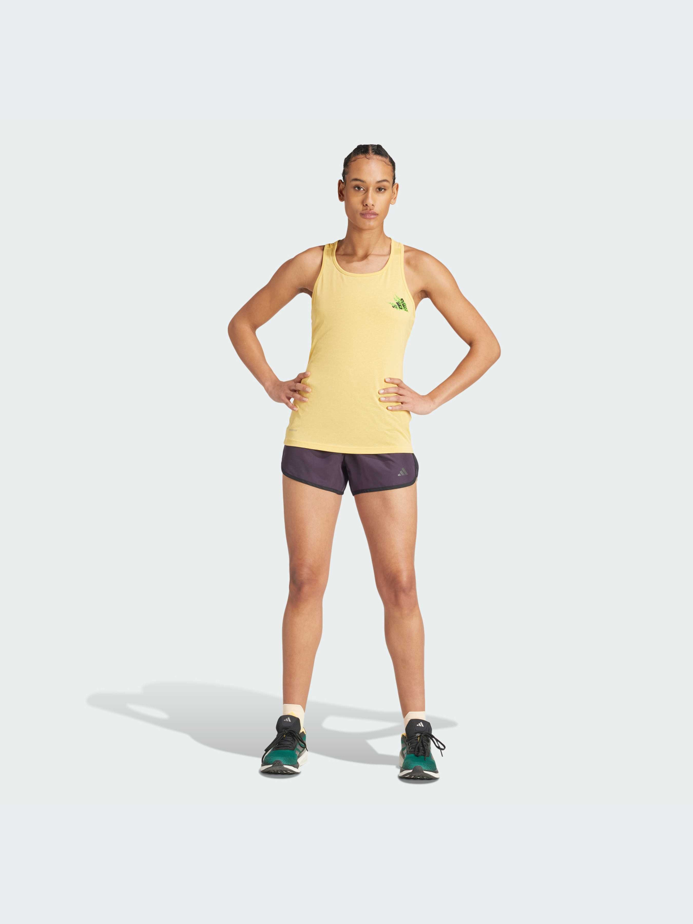 Спортивна майка Adidas модель IY7601 Фото