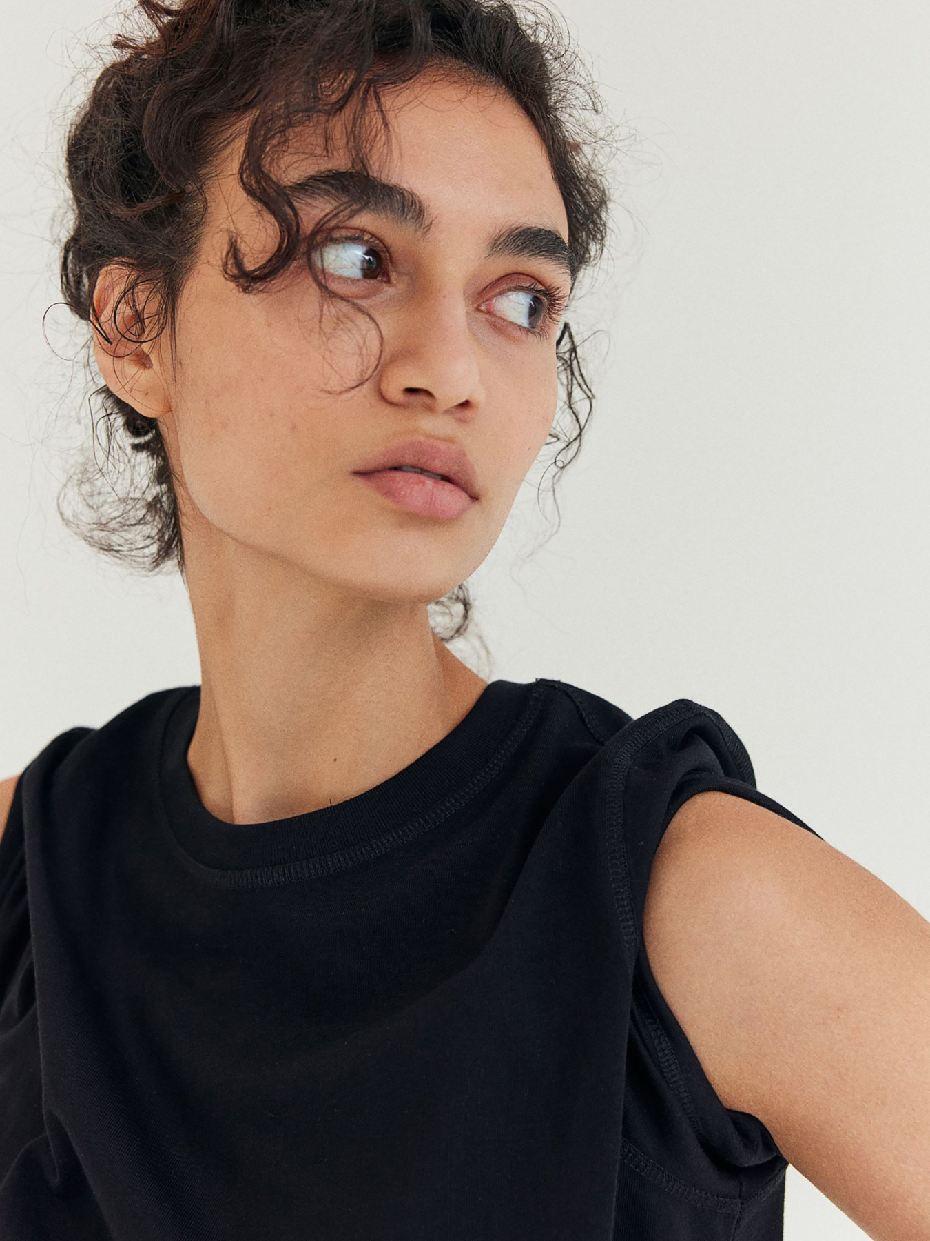 Футболка H&M модель 72788 Фото