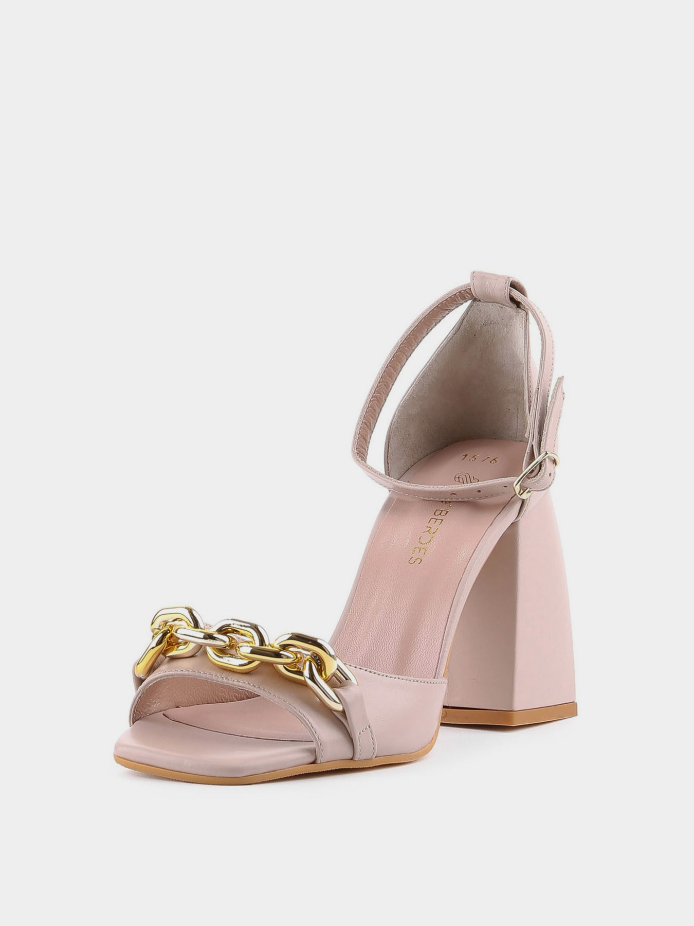 Босоножки LeBERDES модель 00000013550 Фото