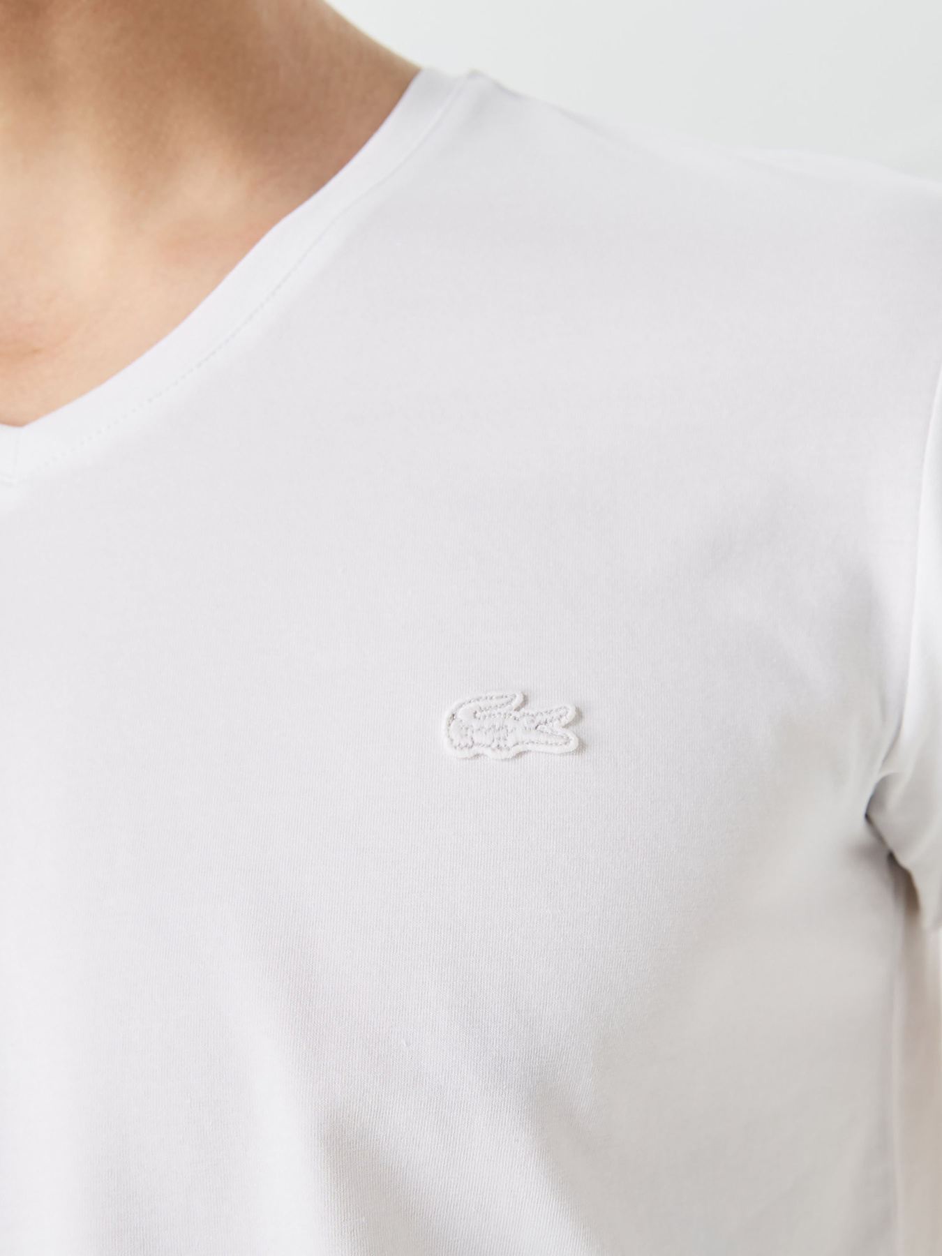 Футболка Lacoste модель TH099999B Фото