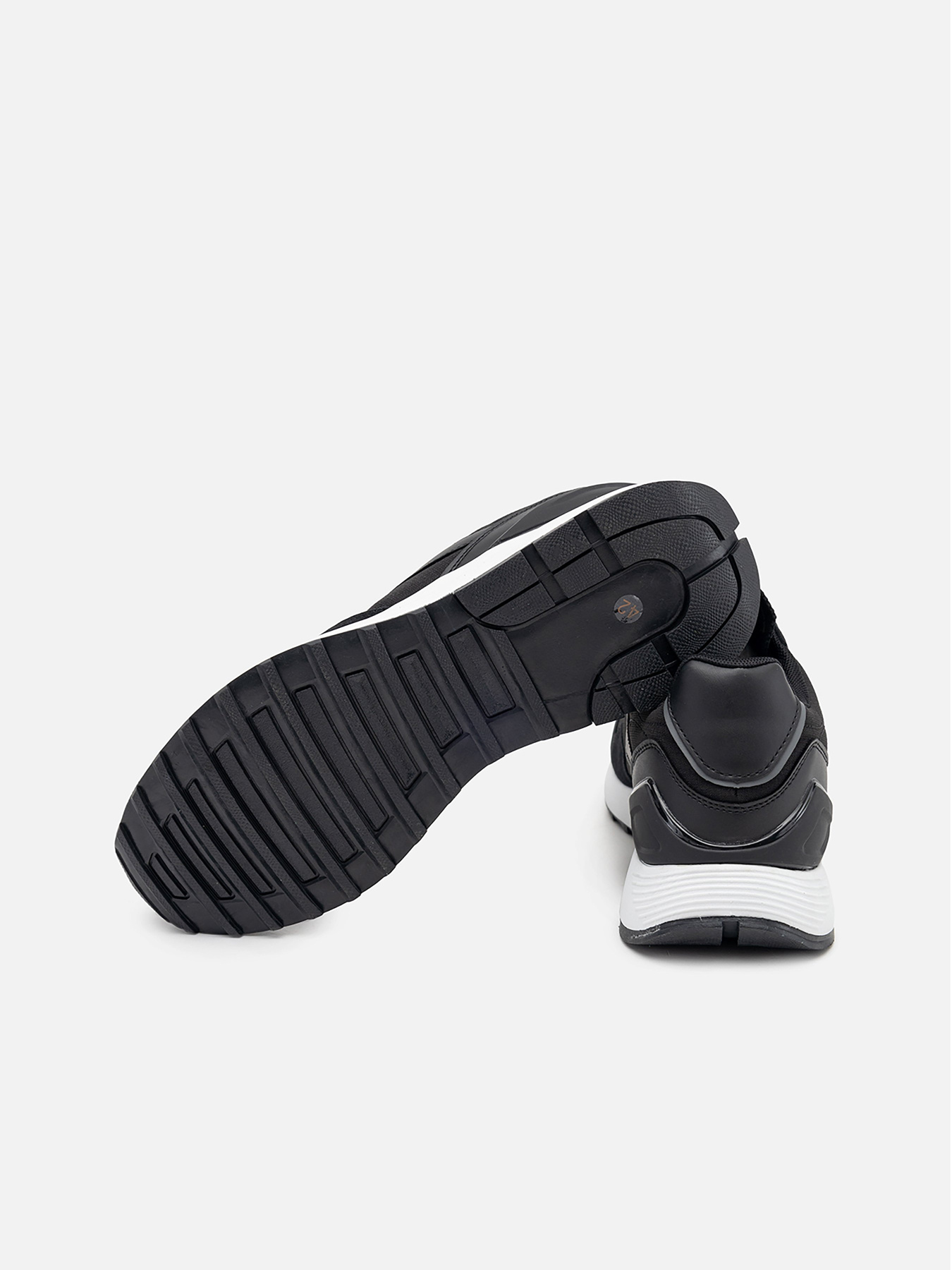 Кросівки повсякденні YUKI модель ЦБ-00232848 Кросівки повсякденні YUKI модель ЦБ-00232848 Фото