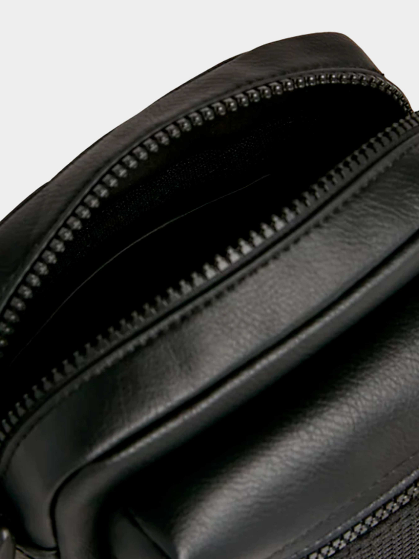 Сумки Calvin Klein модель K50K511778-BEH Фото