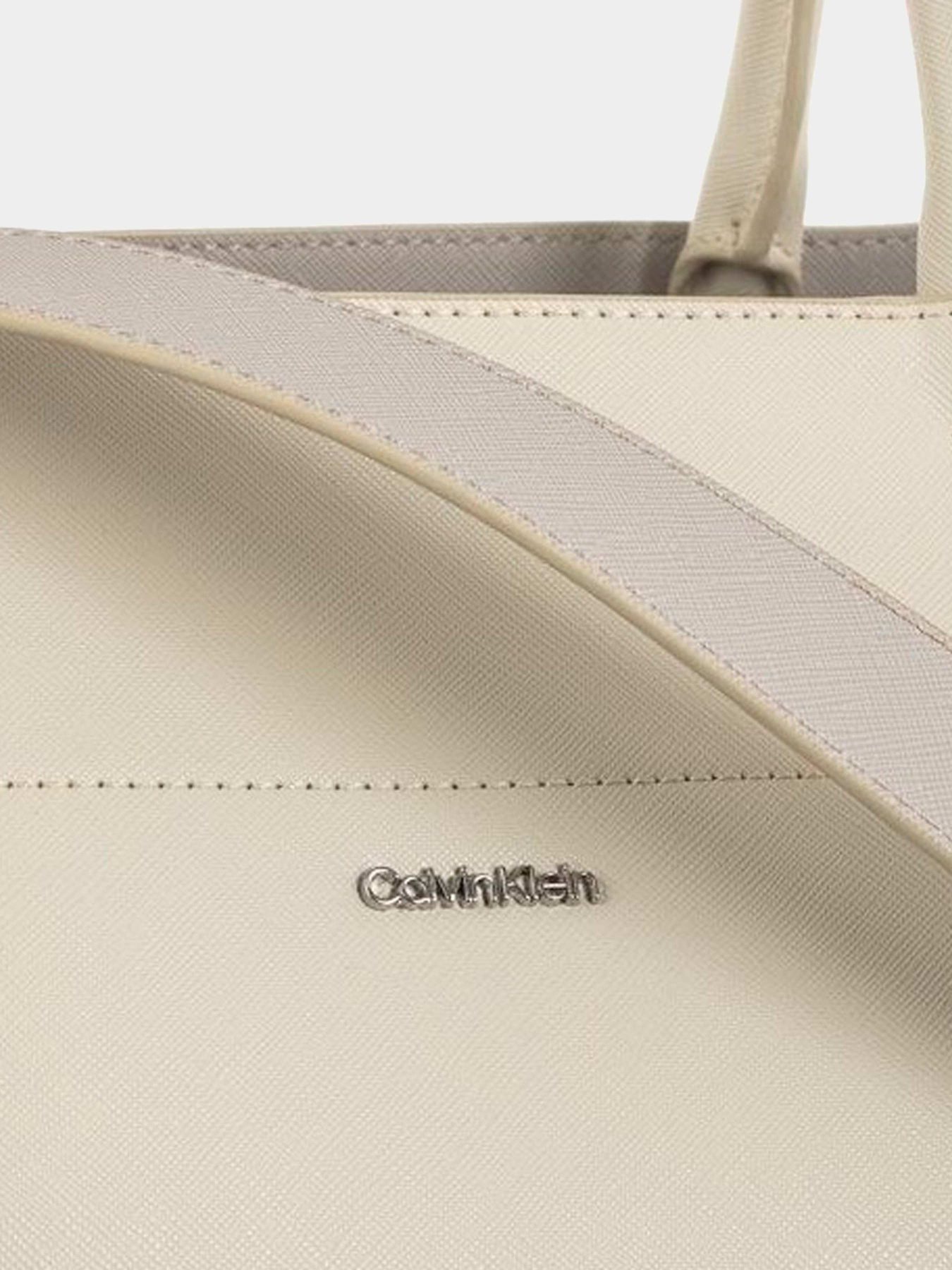 Сумки Calvin Klein модель K60K611674-PC4 Фото