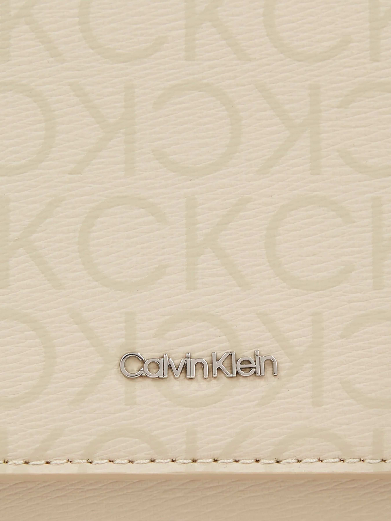 Сумки Calvin Klein модель K60K611762-PEA Фото