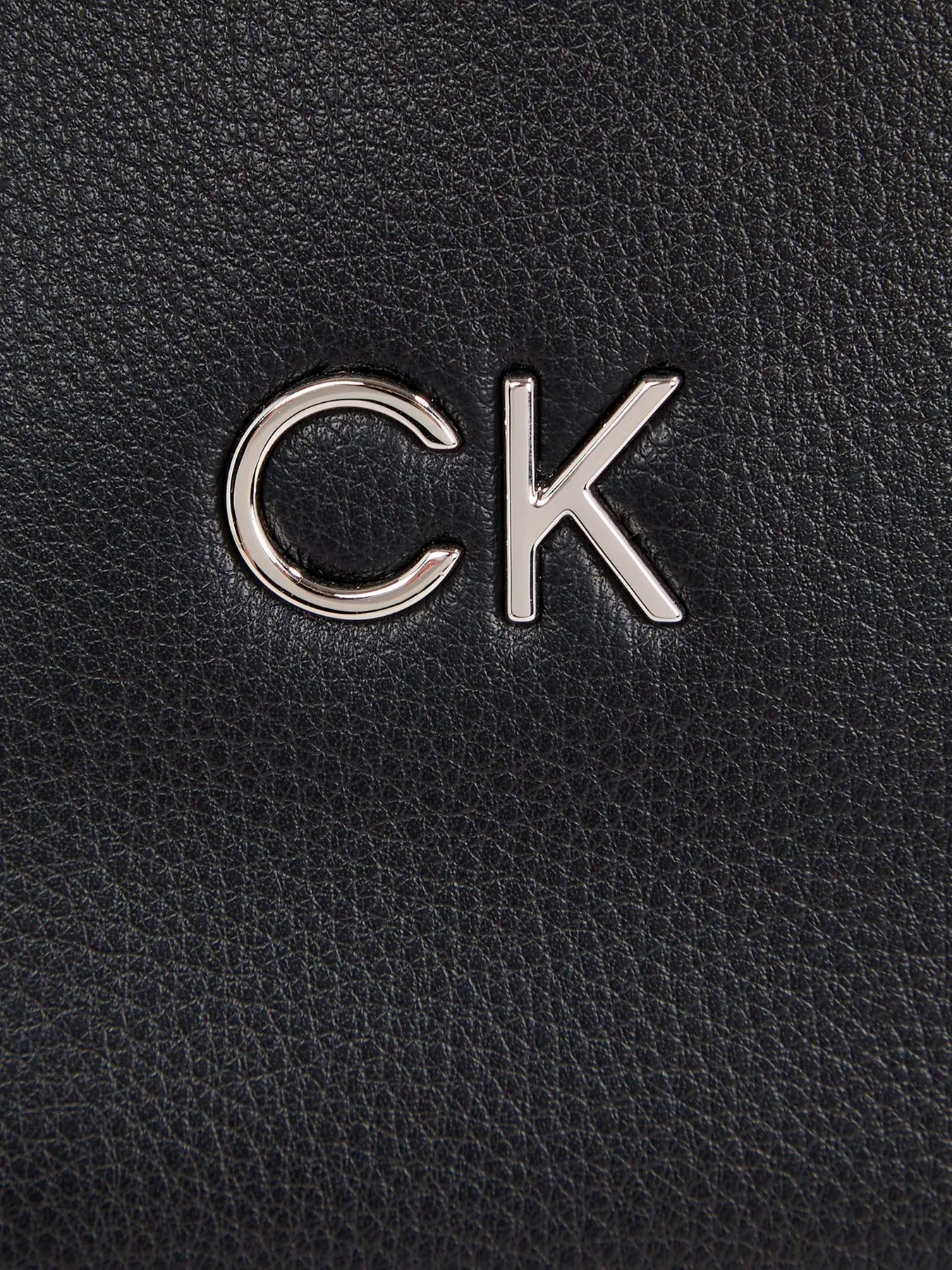 Сумки Calvin Klein модель K60K611766-BEH Фото