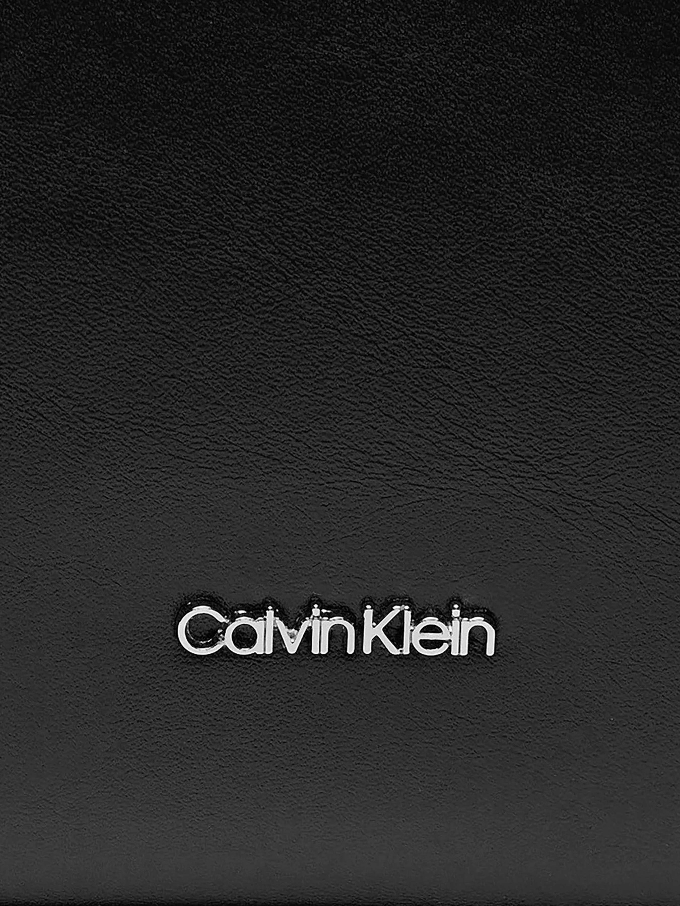 Сумки Calvin Klein модель K60K611885-BEH Фото