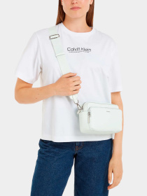 Сумки Calvin Klein модель K60K611927-LIA Фото