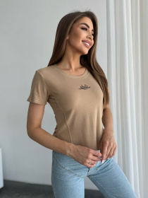 Футболка ISSA Plus модель WN20-633_бежевый Футболка ISSA Plus модель WN20-633_бежевый Фото