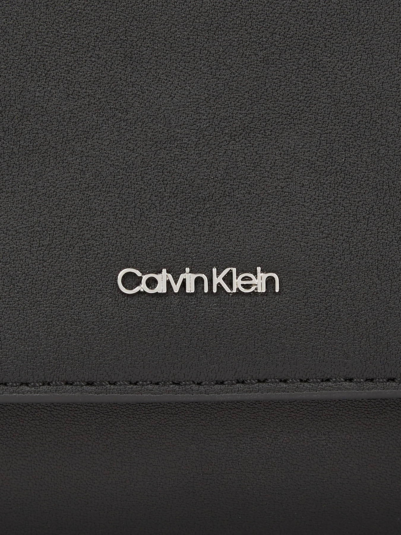 Сумки Calvin Klein модель K60K611928-BEH Фото