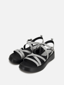 Сандалии YUKI модель ЦБ-00244672 Сандалии YUKI модель ЦБ-00244672 Фото