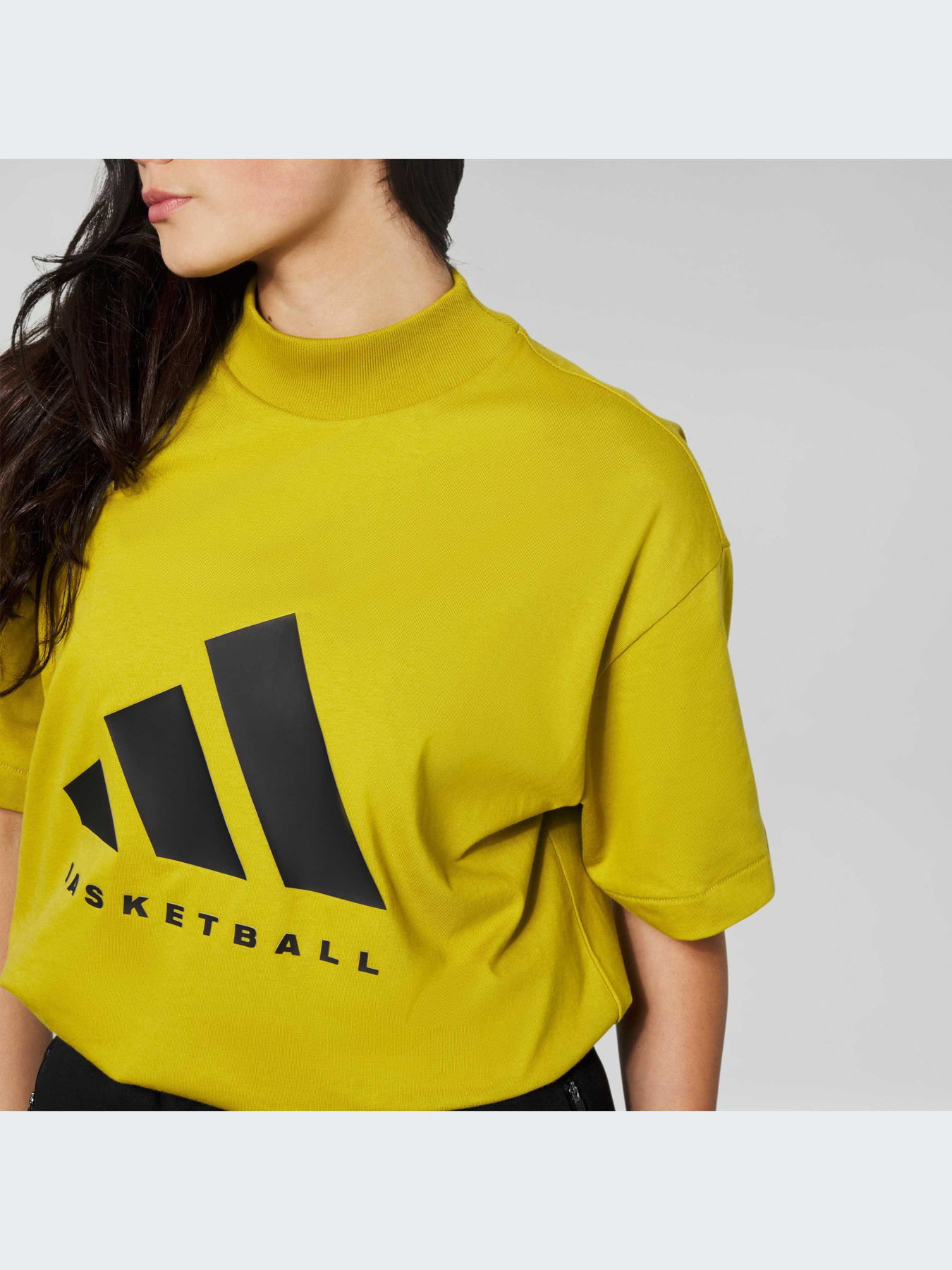 Спортивная футболка Adidas модель IR8490 Фото