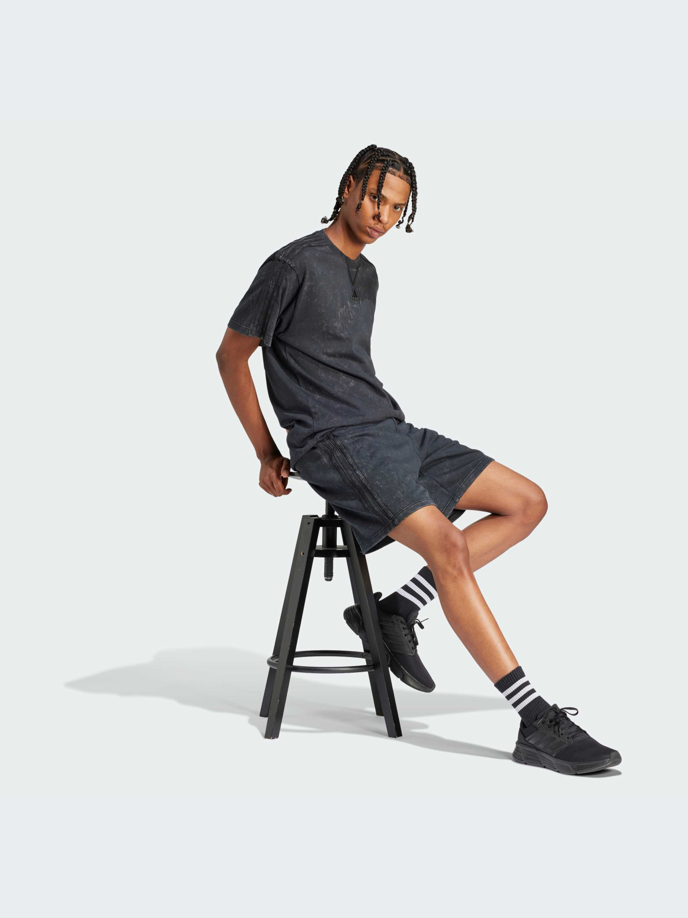 Шорти Adidas модель IN3164 Фото