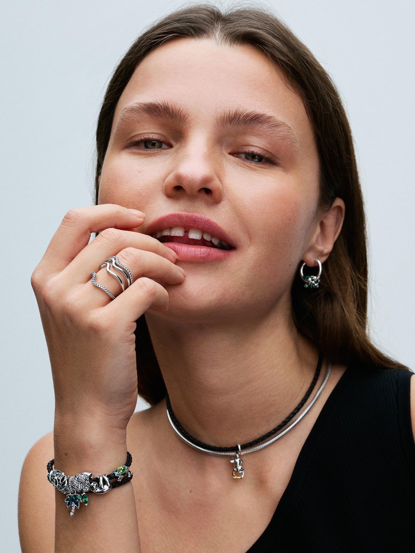 Класичні PANDORA Moments модель 793352C01 Фото